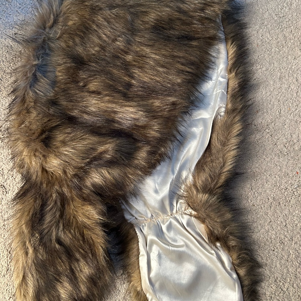 Faux fur shawl